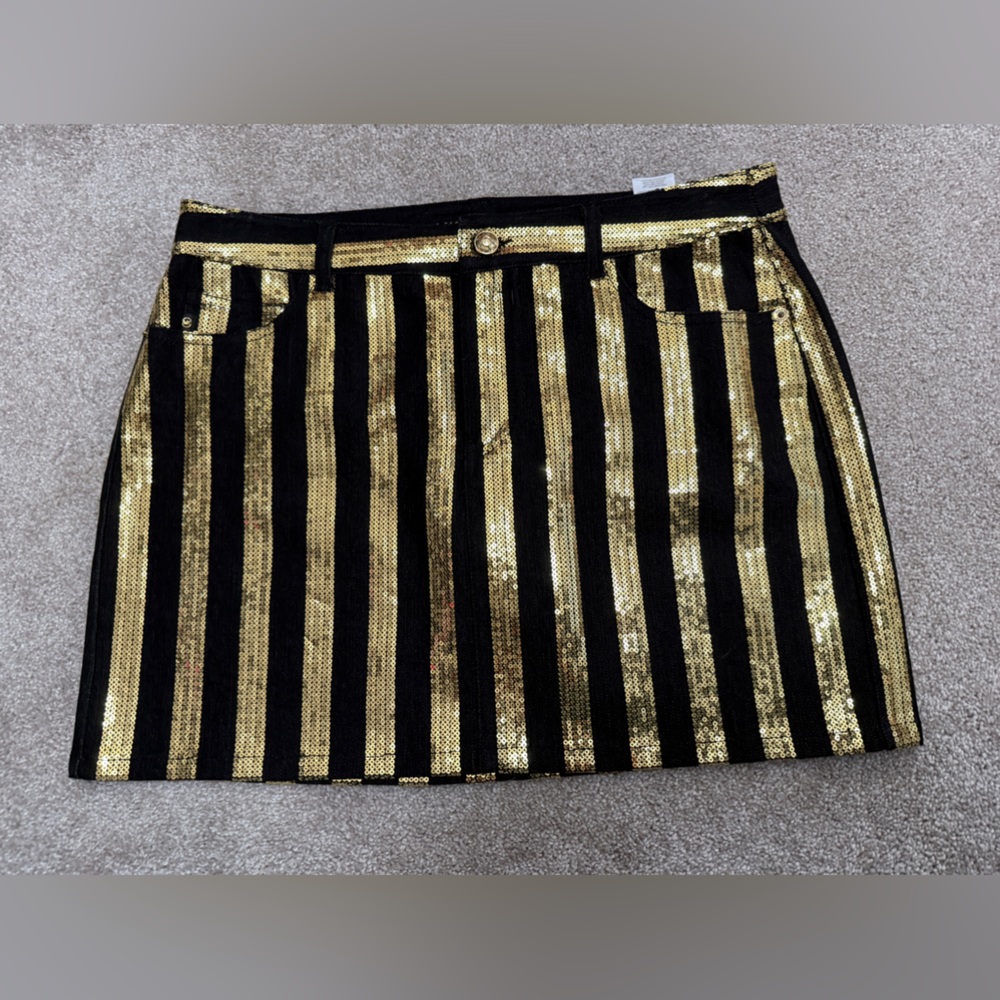 Michael Kors - Black Denim Skirt with Gold Sequin Stripes - size 8 - LIKE NEW